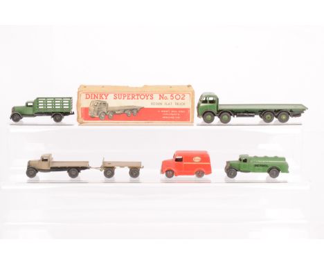 Dinky Supertoys 502 Foden Flat Truck, 1st type dark green cab, back and hubs, silver flash, black chassis, in original box, w