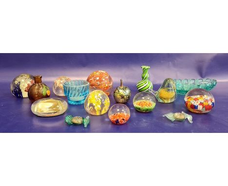 Collection of paperweights and glassware, comprising eight assorted modern paperweights, a Murano latticinio and green spiral