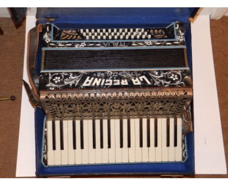 A cased Frontalini 'La Regina' accordion.