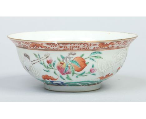 A Chinese Guangxu (1875-1908) pan topped bowl. With painted enamel and bianco sopra bianco decoration to depict cranes in fli