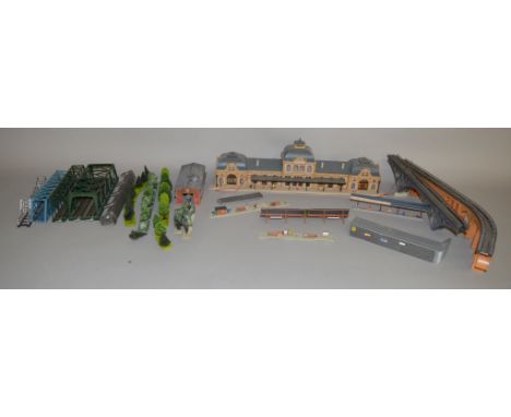 A quantity of Railway related items, including; 6 N scale Faller and others built buildings, viaduct and raised platforms, Fa