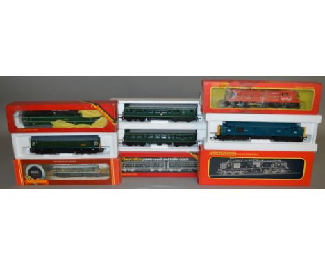 OO Gauge. 3 boxed Hornby Diesel Locomotives including R.327 BR green Class 25, R.357 BR A-1-A Diesel Electric 'D5572' in BR g