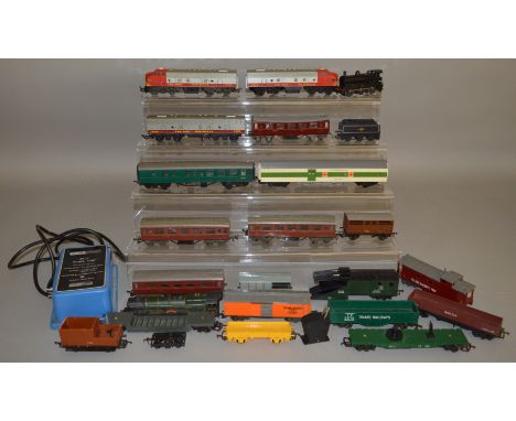 OO Gauge. A group of unboxed Tri-ang model railway items including a Transcontinental R.55 F7 Diesel Powered 'A' unit, a matc