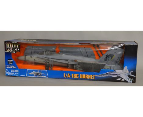 Elite Force F/A - 18C Hornet boxed 1:18 scale model (1).