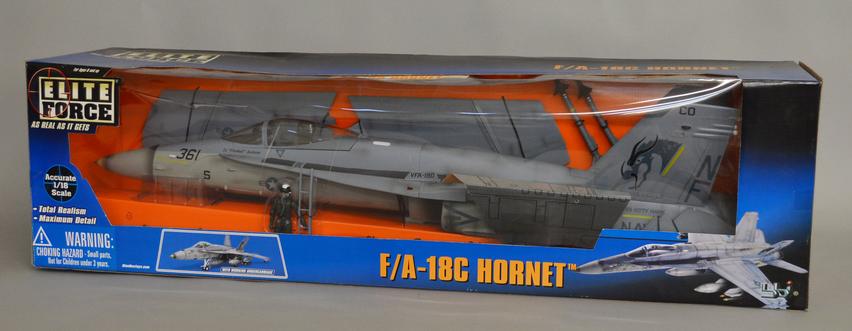 Elite Force F/A - 18C Hornet boxed 1:18 scale model (1).