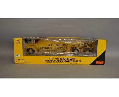 Caterpillar 784C Tractor with Towhaul classic lowboy trailer 1:50 scale die-cast boxed model by Norscot (1).