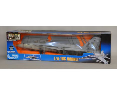 Elite Force F/A - 18C Hornet boxed 1:18 scale model (1).