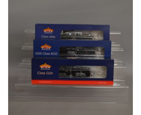 OO Gauge. 3 boxed Bachmann Steam Locomotives including 31-475 Class G2A  '49395' BR black E/E and 31-128 3000 Class ROD '3036