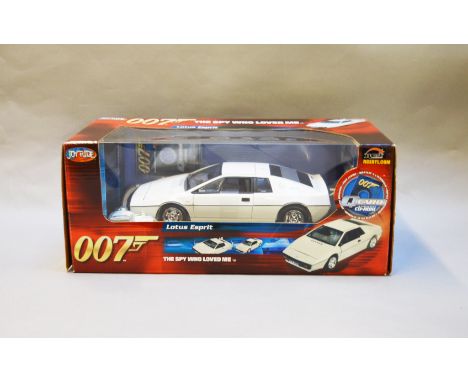 James Bond 007. A boxed Joyride 1:18 scale Lotus Esprit in white, issued in 2006, modelled on the vehicle in the film 'The Sp