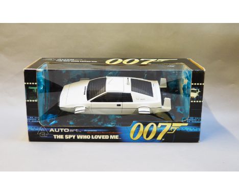 James Bond 007. A boxed Autoart 1:18 scale Lotus Esprit Submarine, issued in 1999, modelled on the vehicle in the film 'The S