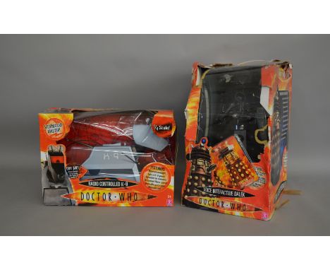 Doctor Who boxed Voice Interactive Dalek and Remote Controlled K-9 (2).