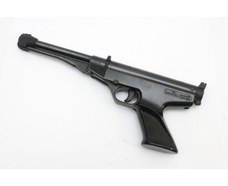 A Gamo Falcon 4.5mm/177 calibre under-lever cocking air pistol, patented 90289, made in Spain, barrel length 15.5cm.