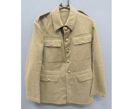 1922 Pattern Royal Artillery Other Ranks Service Dress Tunickhaki woollen, single breasted, turn over collar tunic.  Patch ch