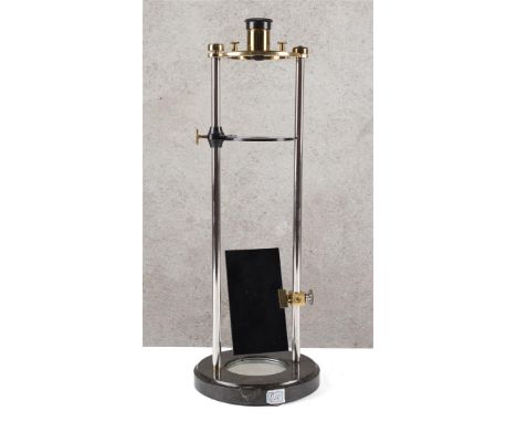 Polarization apparatus, Johann Gottlieb Christian Nörrenberg, 1787-1862. How light behaves when it is captured. The physicist