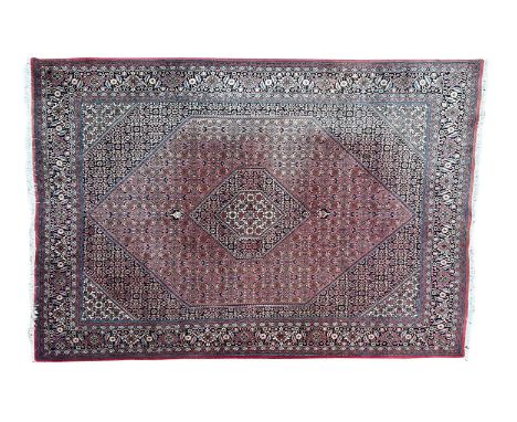 Hand-knotted wool carpet with oriental decor, Heriz 340x250 cm