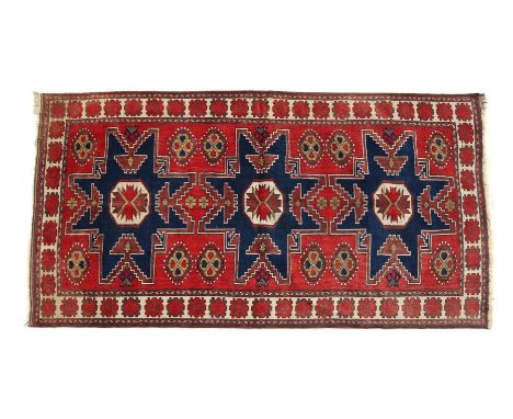 Hand-knotted wool carpet with oriental decor, Lesghi, 191x110 cm
