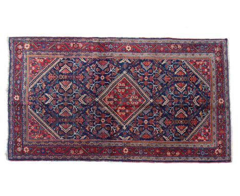 Hand-knotted wool carpet with oriental decor, 204x123 cm