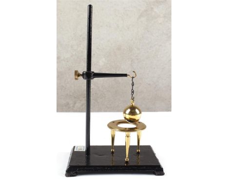 Ball and ring by Willem Jacob 's Gravensande, 1688-1742. Demonstration of expansion of mass. A heated (and therefore expandin