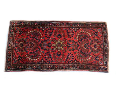 Hand-knotted wool carpet with oriental decor, 126x65 cm