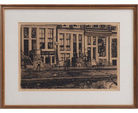 Willem Witsen (1860-1923)Street scene with figures on the quay, Oude Waal Amsterdam 1, etching no. 59, 30x42 cm. Origin: Borz