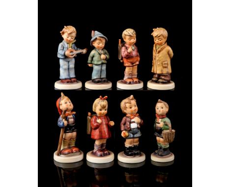 8 Goebel Hummel figurines entitled Hans im gluck"/Little hiker", number 16 2/0, 11 cm high, figurine entitled Ëins zwei drei/
