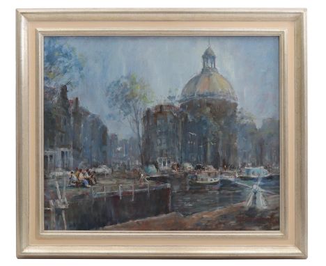 Joep (Johan) Vogtschmit (1905-1971)Amsterdam cityscape with the Round Lutheran Church, canvas 50x60 cm