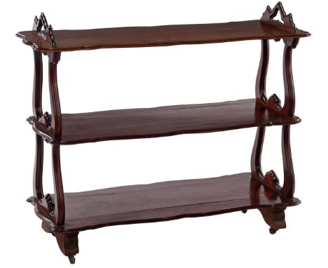 Mahogany veneer 3-shelf étagere on castors, 19th century, 83 cm high, 99 cm wide, 33 cm deep