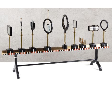Optical Bench. Optical Bench, (Tamson). With this optical bench you can simulate standard optical elements (lens, mirror, sou