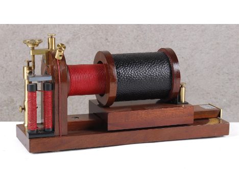 Sled inductor, Dirk Barend Kagenaar, 1842-1924. Producing variable induction current. Sled inductor after a design by Kagenaa