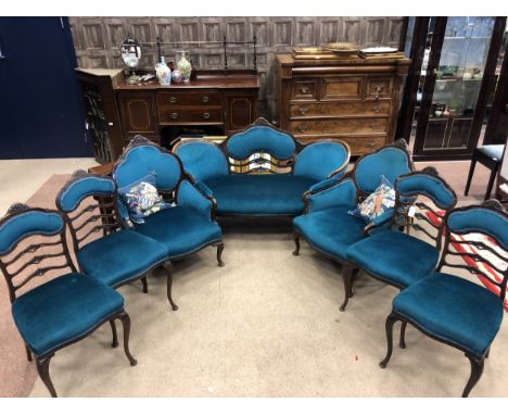 EDWARDIAN PARLOUR SUITE, comprising a sofa, two armchairs and four single chairs (7)