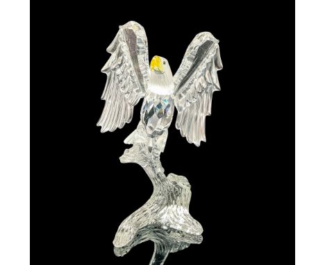 The bald eagle is made from faceted sparkling clear crystal with contrasting frosted smooth crystal for depth and luster. It 