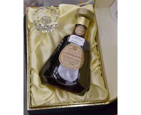 One bottle Courvoisier Napoleon Old Liqueur Cognac, in octagonal Baccarat glass decanter with stopper, limited edition and nu