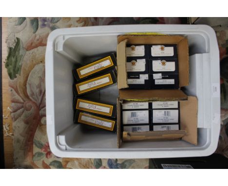 Bachmann '00' Guage, 6 x plank wagon,  2 with Ford Transit, 2 with Ford Capri, 2 with Triumph TR3, all boxed in trade pack, t