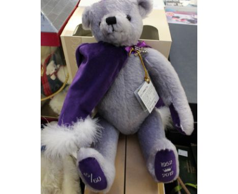 Hermann - German onion design porcelain heart white bear 615/1000 - unboxed approx 40 cms long, growler - together with a Can