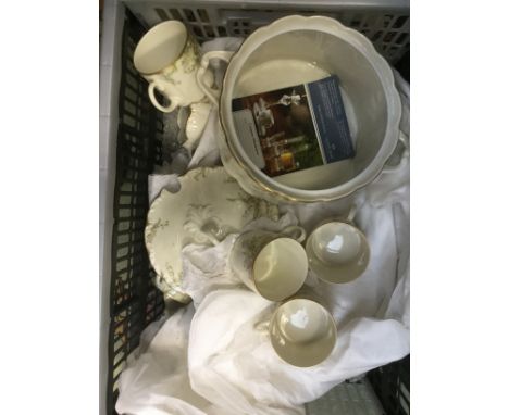 A Rosenthal Lily of the Valley pattern dinner service, comprising 6 dinner plates, 8 dessert plates, 5 smaller dinner plates,