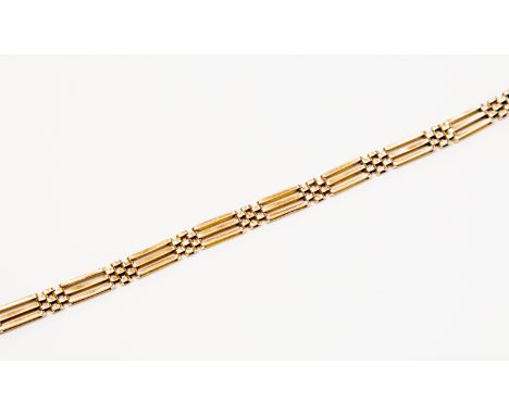 Yellow metal solid 3 bar gate bracelet, unmarked, total gross weight 15g approx