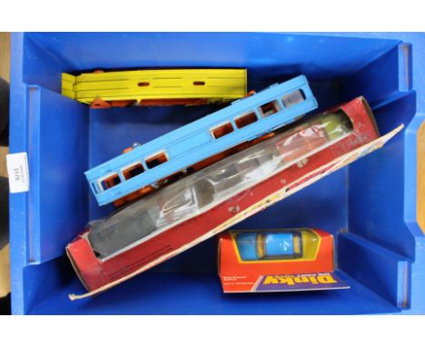 Dinky Convoy set (box AF) along with Fiat Strada 501, plus Corgi Scammel Tri-deck transported and Matchbox DAF transporter an