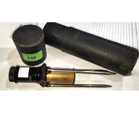 A TRIPOD FIELD MAGNIFIER, 10X by VOIGTLANDER, boxed 