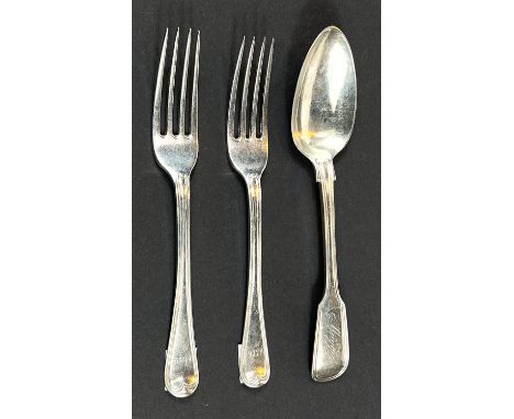 A pair of Georgian silver dessert forks engraved "MAGGIE" and "JACK" and a dessert spoon, 4oz 