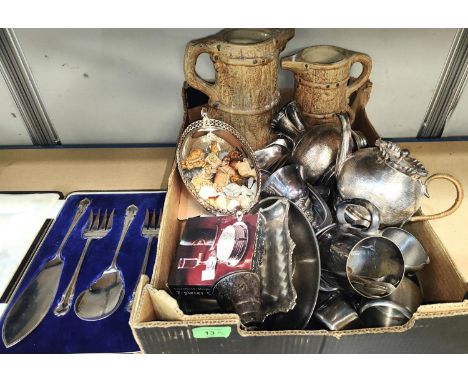 A selection of silver plated metalware etc 