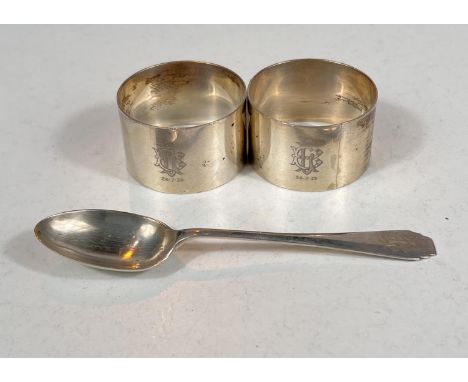A hallmarked silver Art Deco porringer on raised foot, monogrammed, Birmingham 1933; 2 hallmarked silver napkin rings and a t