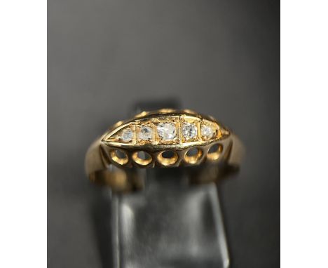 An 18ct gold hallmarked gypsy ring in raised setting set with 5 diamonds, stamped and hallmarked size O/P,&nbsp; 2.4gm.&nbsp;