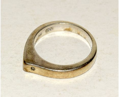 Silver fashion ring hallmarked diamond size M