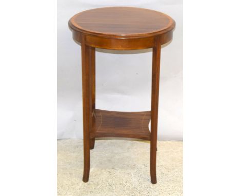 Round inlaid mahogany lamp table on fluted splayed legs. 72 x 45 x 45cm