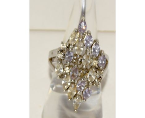 Silver fashion ring in the shape of a diamond size P