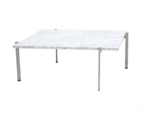 Poul Kjaerholm (1929-1980) A coffee table, E. Kold Christensen, Denemarken. Model PK61. Some chips. Afm. 33 x 84 x 84 cm.