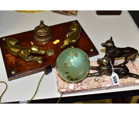 AN ART DECO DESK LAMP DEPICTING A PAIR OF BRONZED ALSATIAN DOGS MOUNTED TO A MARBLE PLINTH, approximate width 28cm together w