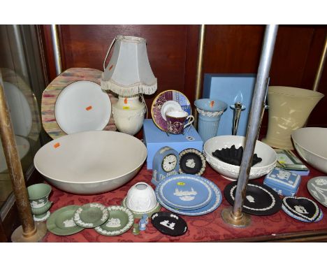 A COLLECTION OF WEDGWOOD CERAMICS AND METALWARES, including a boxed pair of stainless steel Capri candle holders, height 21.5