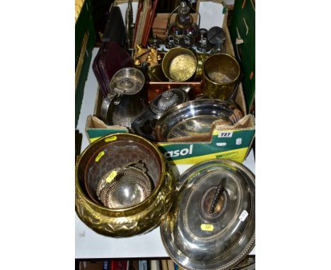 A BOX AND LOOSE METALWARES, ETC, including a silver plated oval entree dish and cover, silver plated coffee pot, hot water ju