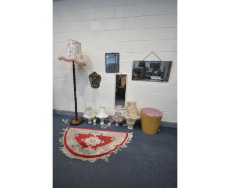A QUANTITY OF LIGHTING, to include an oak standard lamp, four various ceramic table lamps, two onyx table lamps, a wicker bas